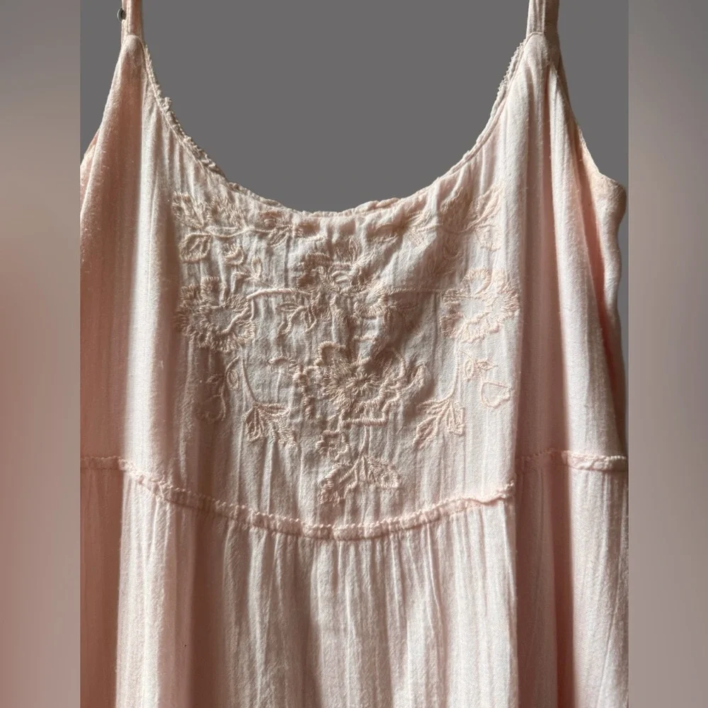Abercrombie & Fitch Blush Pink Sleeveless mini dress - Picture 4 of 5